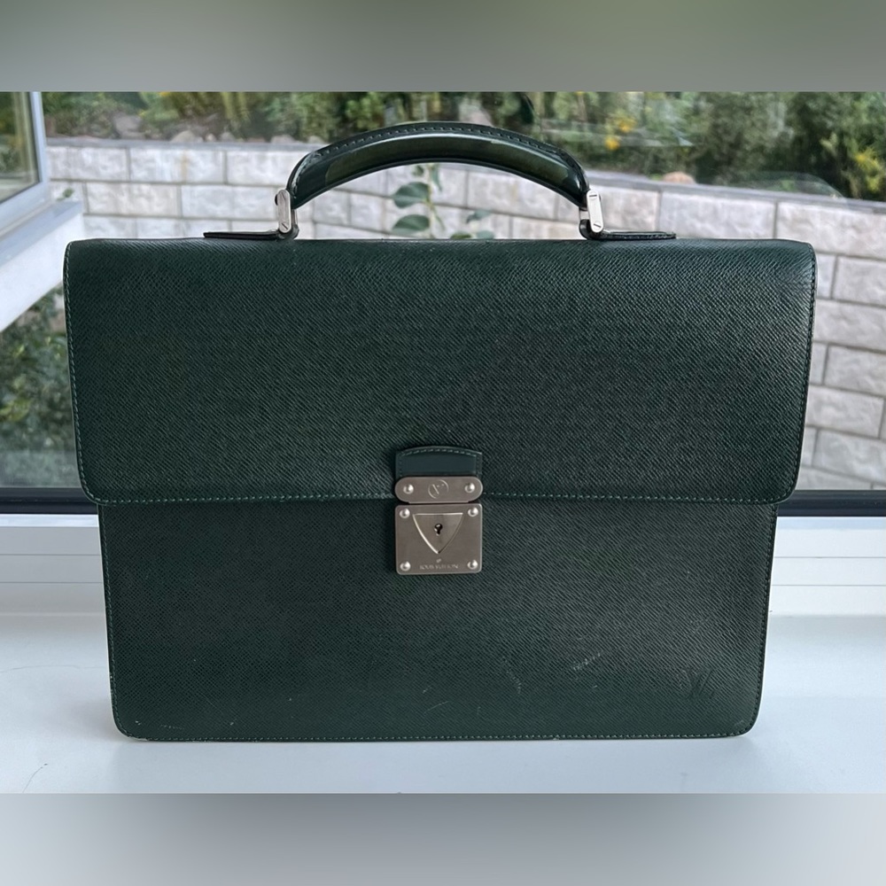 Louis Vuitton Taiga Serviette Moskova Briefcase Green